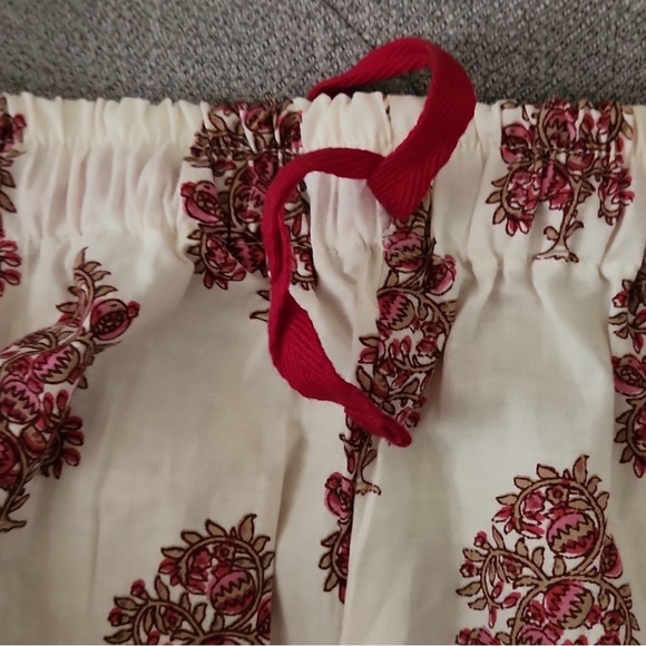 Haute Dreamz PJ’s set size L - Picture 3 of 5